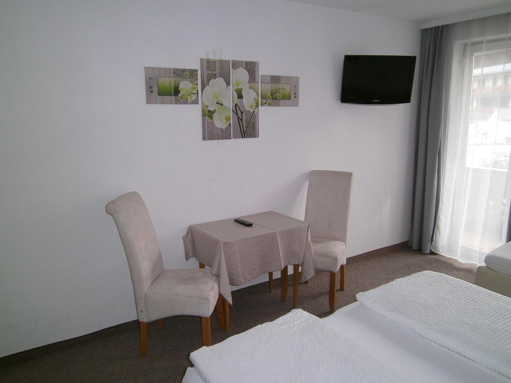 Gasthof Hotel Kirchenwirt Zell am Ziller Exteriör bild