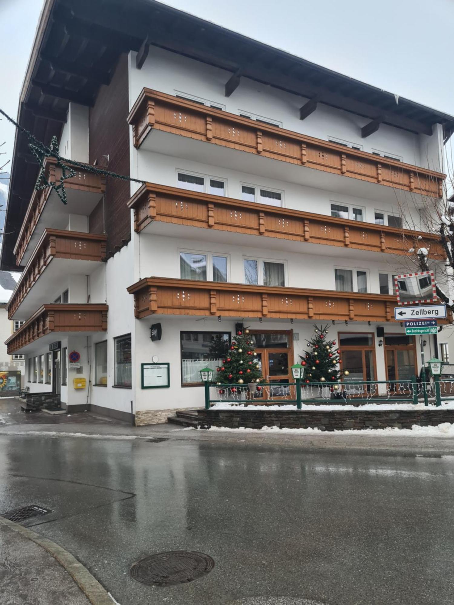 Gasthof Hotel Kirchenwirt Zell am Ziller Exteriör bild