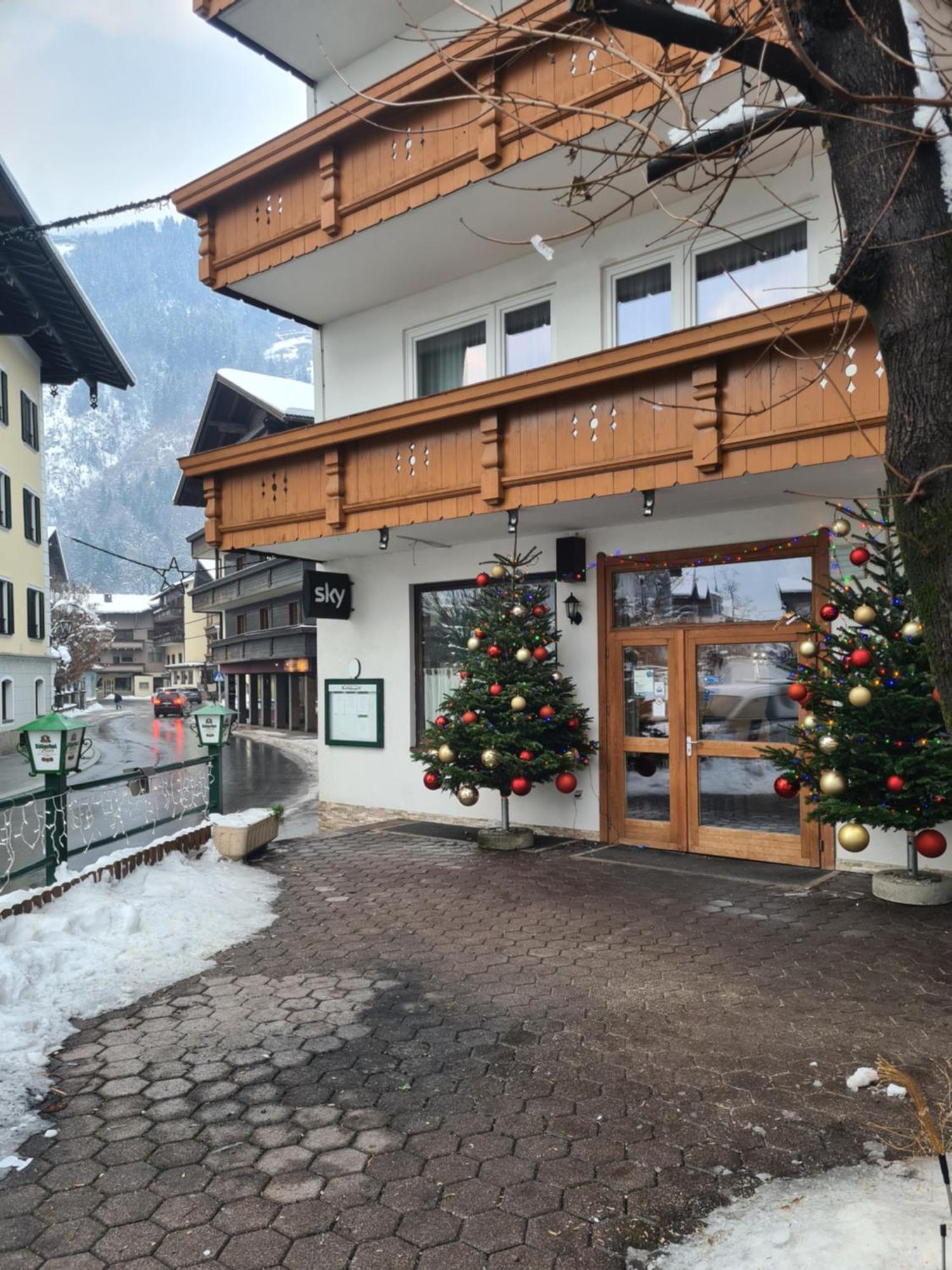 Gasthof Hotel Kirchenwirt Zell am Ziller Exteriör bild
